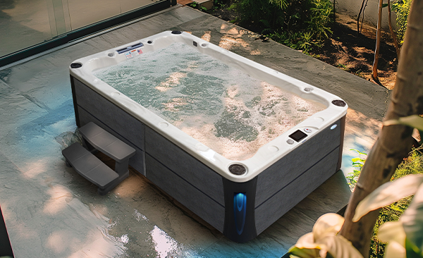 Deck Series Sammamish hot tubs for sale
